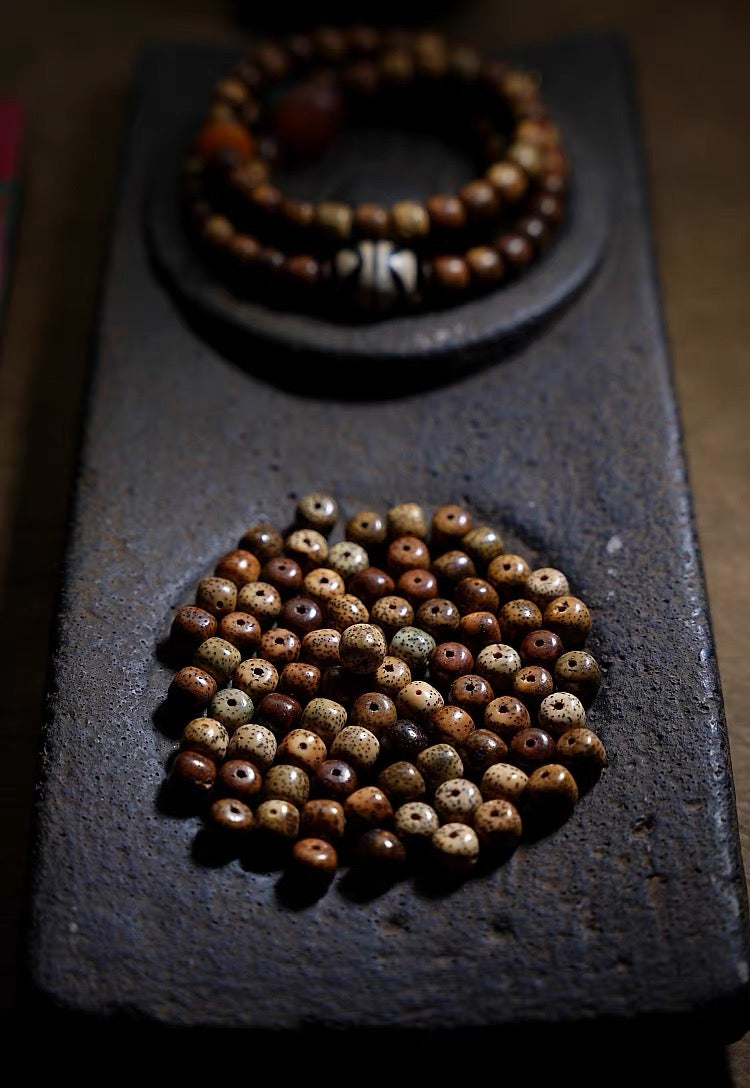 Star-and-Moon Bodhi Seed & Dzi Bead Necklace product detail